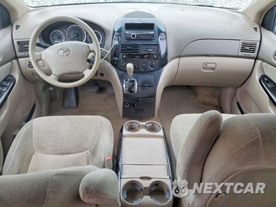 Zdjęcie 8 z 13 samochodu: 2005 TOYOTA SIENNA CE 7 PASSENGER VIN:5TDZA23C75S371361 - miniatura