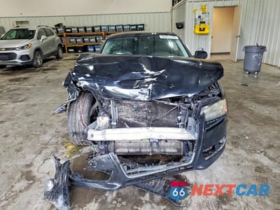 Piąte zdjęcie samochodu w środku: 2010 AUDI A5 PREMIUM PLUS VIN:WAURFAFR9AA005675 - miniatura