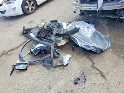Zdjęcie 12 z 13 samochodu: 2017 CADILLAC XT5 VIN:1GYKNARS8HZ268607 - miniatura