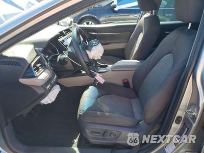 Zdjęcie 7 z 12 samochodu: 2019 TOYOTA CAMRY LE VIN:4T1B11HK0KU800886 - miniatura