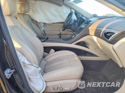 Zdjęcie 7 z 12 samochodu: 2019 LINCOLN MKZ RESERVE II VIN:3LN6L5E95KR633937 - miniatura