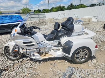 Trzecie zdjęcie samochodu z tyłu: 2008 HONDA GL1800 VIN:1HFSC47F78A712017 - miniatura