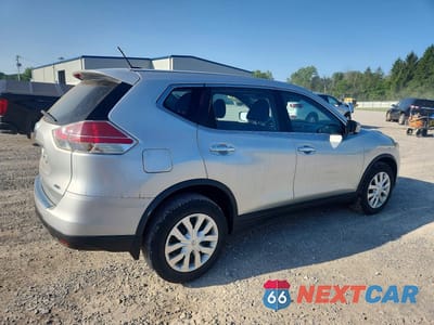 Trzecie zdjęcie samochodu z tyłu: 2015 NISSAN ROGUE S VIN:KNMAT2MV0FP581187 - miniatura