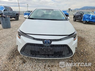 Piąte zdjęcie samochodu w środku: 2022 TOYOTA COROLLA LE VIN:JTDEAMDE5N3003580 - miniatura