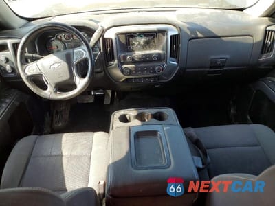 Zdjęcie 8 z 12 samochodu: 2017 CHEVROLET SILVERADO K1500 LT VIN:1GCVKREC9HZ358146 - miniatura