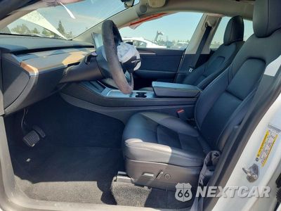 Zdjęcie 7 z 12 samochodu: 2023 TESLA MODEL Y VIN:7SAYGAEE6PF697231 - miniatura