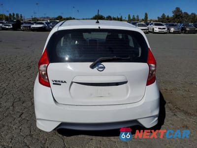 Zdjęcie 6 z 12 samochodu: 2018 NISSAN VERSA NOTE S VIN:3N1CE2CP4JL366165 - miniatura