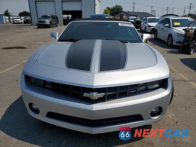 Piąte zdjęcie samochodu w środku: 2012 CHEVROLET CAMARO LT VIN:2G1FC3D31C9102756 - miniatura