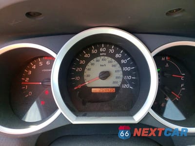 Zdjęcie 9 z 12 samochodu: 2005 TOYOTA TACOMA BASE VIN:5TENX22N95Z043829 - miniatura