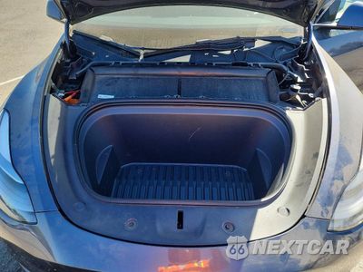 Zdjęcie 11 z 12 samochodu: 2023 TESLA MODEL Y VIN:7SAYGDEF1PF761847 - miniatura