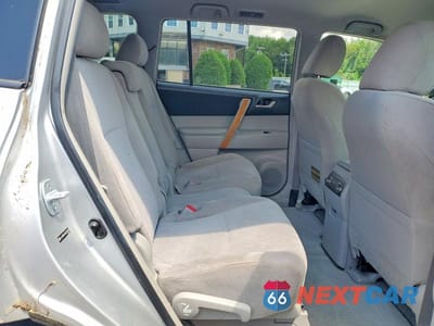 Zdjęcie 11 z 13 samochodu: 2010 TOYOTA HIGHLANDER HYBRID VIN:JTEBW3EH5A2047582 - miniatura
