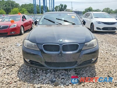 Piąte zdjęcie samochodu w środku: 2011 BMW 328 XI VIN:WBAPK7C5XBF195613 - miniatura