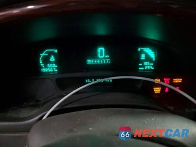 Zdjęcie 9 z 12 samochodu: 2000 CADILLAC DEVILLE VIN:1G6KD54YXYU260245 - miniatura