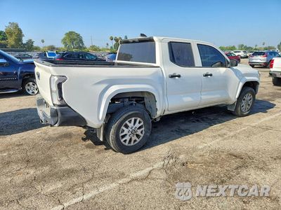 Trzecie zdjęcie samochodu z tyłu: 2024 TOYOTA TACOMA SR VIN:3TYKD5HN6RT004269 - miniatura