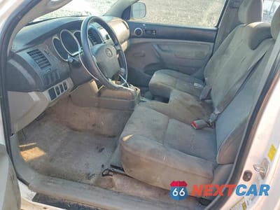 Zdjęcie 7 z 12 samochodu: 2010 TOYOTA TACOMA BASE VIN:5TENX4CN2AZ679609 - miniatura