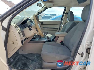 Zdjęcie 7 z 12 samochodu: 2012 FORD ESCAPE XLS VIN:1FMCU0C76CKC47781 - miniatura