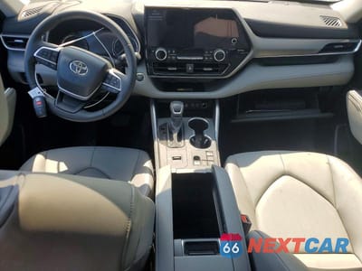 Zdjęcie 8 z 13 samochodu: 2025 TOYOTA HIGHLANDER XLE VIN:5TDKDRAH4SS557578 - miniatura