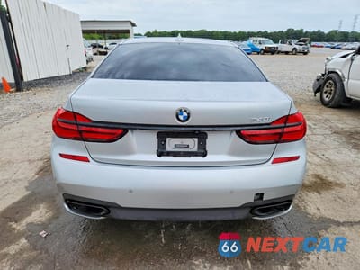 Zdjęcie 6 z 13 samochodu: 2019 BMW 740 I VIN:WBA7E2C50KB454272 - miniatura