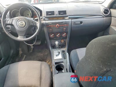 Zdjęcie 8 z 12 samochodu: 2008 MAZDA 3 I VIN:JM1BK32F881147596 - miniatura