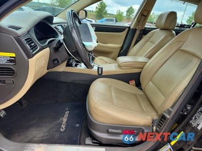 Zdjęcie 7 z 12 samochodu: 2012 HYUNDAI GENESIS 3.8L VIN:KMHGC4DD9CU160493 - miniatura