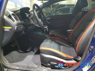 Zdjęcie 7 z 13 samochodu: 2017 KIA FORTE5 SX VIN:3KPFN5A39HE127043 - miniatura