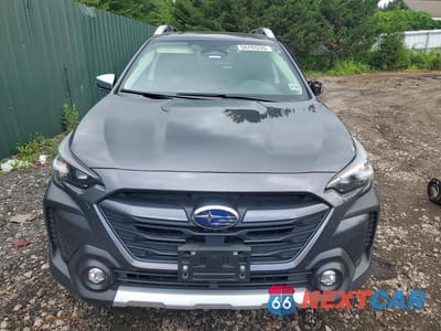 Piąte zdjęcie samochodu w środku: 2025 SUBARU OUTBACK TOURING VIN:4S4BTGPD2S3173369 - miniatura