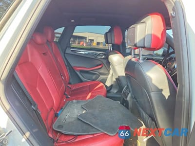 Zdjęcie 11 z 14 samochodu: 2018 PORSCHE MACAN VIN:WP1AA2A50JLB07815 - miniatura