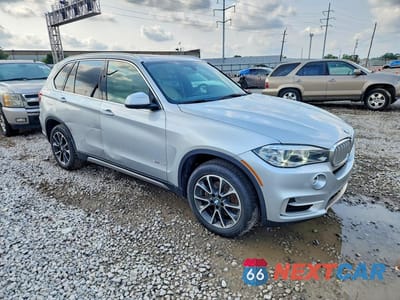 Czwarte zdjęcie samochodu z boku: 2017 BMW X5 SDRIVE35I VIN:5UXKR2C37H0X07087 - miniatura