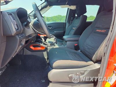 Zdjęcie 7 z 12 samochodu: 2025 NISSAN FRONTIER PRO-4X VIN:1N6ED1EK7SN646696 - miniatura