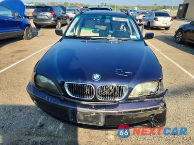 Piąte zdjęcie samochodu w środku: 2003 BMW 325 XIT VIN:WBAEP33453PF02953 - miniatura