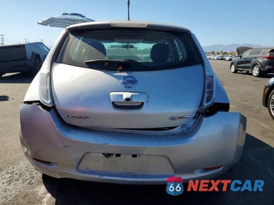 Zdjęcie 6 z 12 samochodu: 2013 NISSAN LEAF S/SV/SL VIN:1N4AZ0CP3DC420588 - miniatura