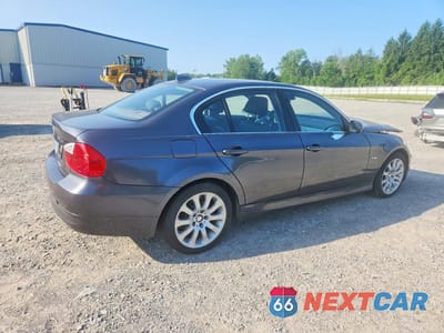 Trzecie zdjęcie samochodu z tyłu: 2006 BMW 330 XI VIN:WBAVD33516KV65290 - miniatura