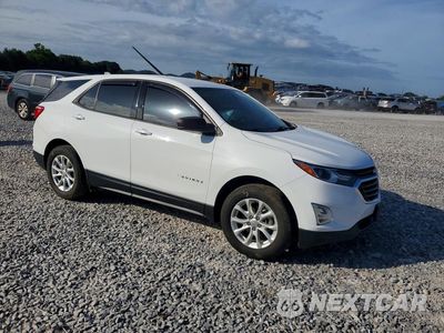 Czwarte zdjęcie samochodu z boku: 2018 CHEVROLET EQUINOX LS VIN:2GNAXHEV4J6290942 - miniatura