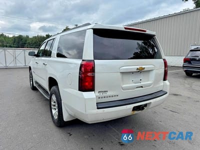 Drugie zdjęcie samochodu z przodu: 2016 CHEVROLET SUBURBAN K1500 LT VIN:1GNSKHKC5GR239498 - miniatura