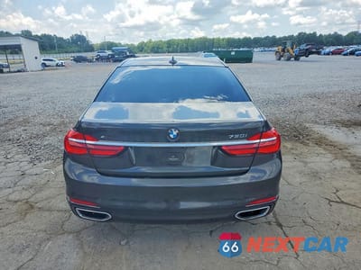 Zdjęcie 6 z 12 samochodu: 2016 BMW 750 XI VIN:WBA7F2C59GG420175 - miniatura