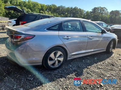 Trzecie zdjęcie samochodu z tyłu: 2016 HYUNDAI SONATA HYBRID LIMITED VIN:KMHE34L17GA008752 - miniatura