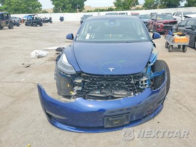 Piąte zdjęcie samochodu w środku: 2023 TESLA MODEL 3 VIN:5YJ3E1EA4PF579866 - miniatura