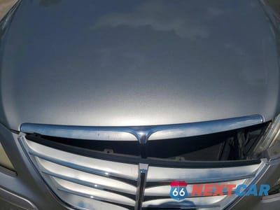 Zdjęcie 11 z 12 samochodu: 2010 HYUNDAI GENESIS 3.8L VIN:KMHGC4DE5AU085801 - miniatura