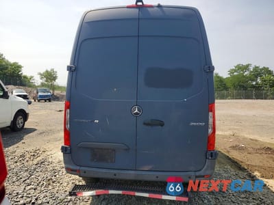 Zdjęcie 6 z 13 samochodu: 2019 MERCEDES-BENZ SPRINTER 2500/3500 DELIVERY VAN VIN:WD4PF0CD1KP099276 - miniatura