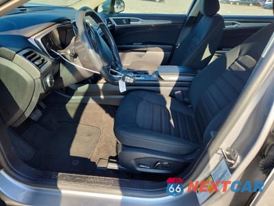 Zdjęcie 7 z 12 samochodu: 2020 FORD FUSION SE VIN:3FA6P0HD9LR190386 - miniatura