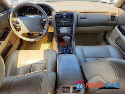 Zdjęcie 8 z 12 samochodu: 1990 LEXUS LS 400 VIN:JT8UF11E4L0035501 - miniatura
