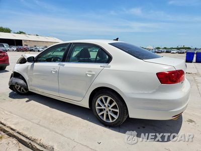 Drugie zdjęcie samochodu z przodu: 2013 VOLKSWAGEN JETTA SE VIN:3VWDX7AJ6DM357390 - miniatura