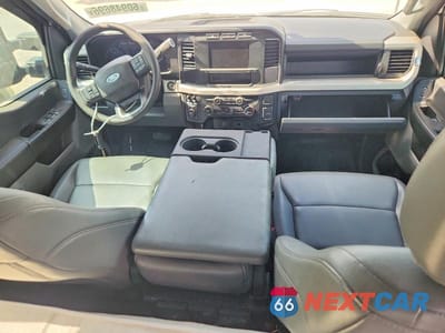 Zdjęcie 8 z 12 samochodu: 2023 FORD F350 SUPER DUTY VIN:1FD8W3HT6PEC76676 - miniatura