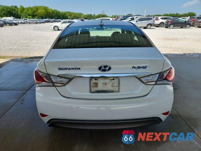 Zdjęcie 6 z 12 samochodu: 2011 HYUNDAI SONATA HYBRID VIN:KMHEC4A46BA008120 - miniatura