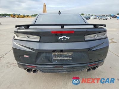 Zdjęcie 6 z 12 samochodu: 2018 CHEVROLET CAMARO SS VIN:1G1FH1R71J0146409 - miniatura