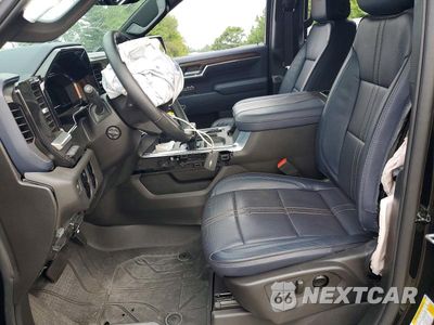 Zdjęcie 7 z 12 samochodu: 2025 CHEVROLET SILVERADO K1500 HIGH COUNTRY VIN:1GCUKJELXSZ199772 - miniatura