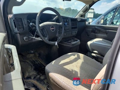 Zdjęcie 8 z 14 samochodu: 2021 GMC SAVANA DELIVERY TRUCK VIN:7GZ07RF71MN002307 - miniatura