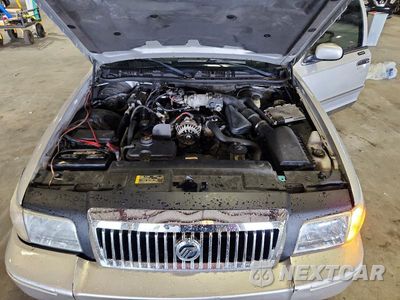 Zdjęcie 11 z 12 samochodu: 2007 MERCURY GRAND MARQUIS LS VIN:2MEFM75W17X616207 - miniatura