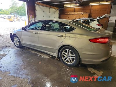 Drugie zdjęcie samochodu z przodu: 2015 FORD FUSION SE VIN:3FA6P0H79FR228083 - miniatura