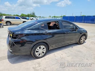 Trzecie zdjęcie samochodu z tyłu: 2020 NISSAN VERSA S VIN:3N1CN8DV2LL821677 - miniatura